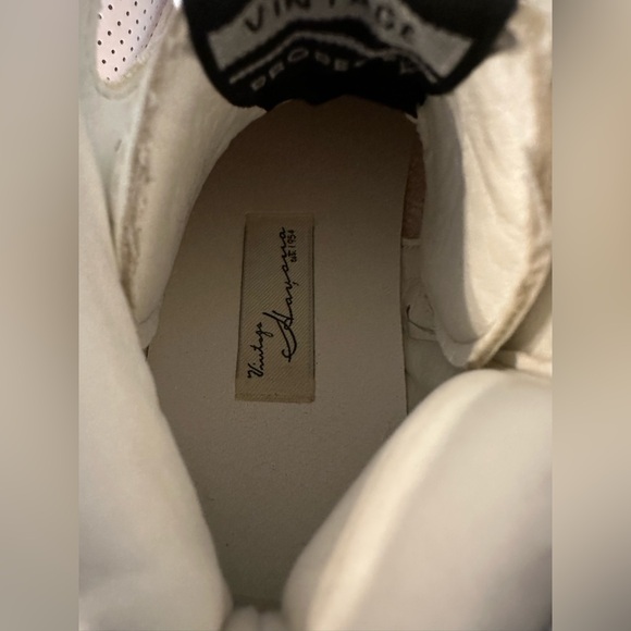 Vintage Havana Dream 11
MulitMix High Top Tennis Shoes Womens Sz 6 NEW - Picture 13 of 14